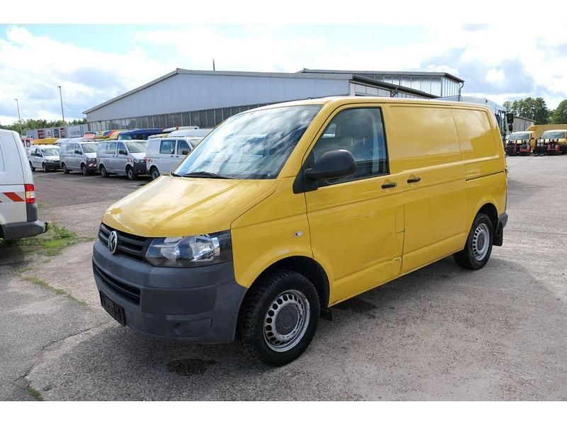 Usata VW Transporter 84 CV (61 kW) 2012 Giallo Furgone