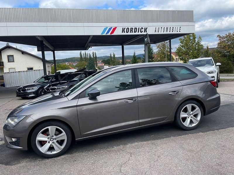 Second-hand Seat Leon ST 4Drive 150 CP (110 kW) 2016 Gri Break