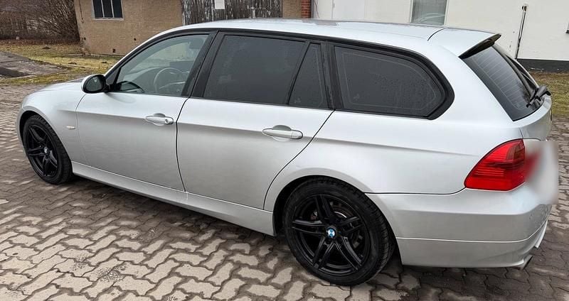 Second-hand BMW 318 143 CP (105 kW) 2008 Argintiu Break