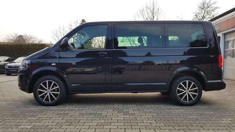 Gebraucht VW Multivan Startline 140 PS (102 kW) 2015 Schwarz Van / Kleinbus