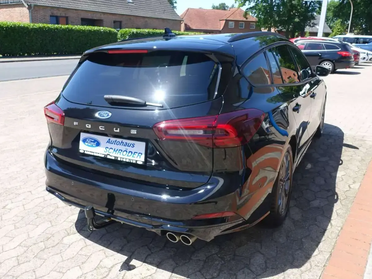 Gebraucht Ford Focus ST-Line X 155 PS (114 kW) 2025 Obsidianschwarz metallic Kombi