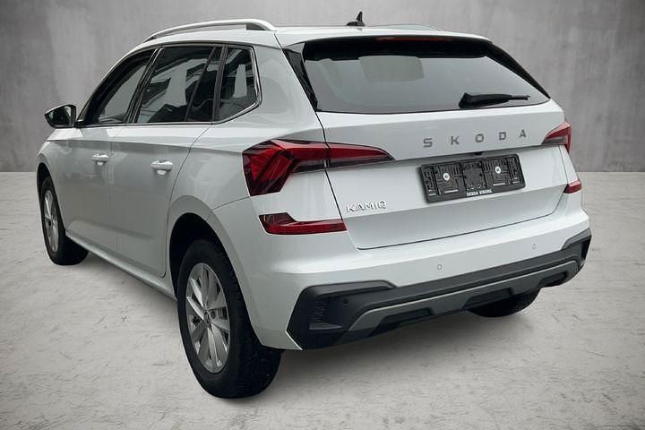 Gebraucht Skoda Kamiq Selection 116 PS (85 kW) 2025 Moonweiß (metallic) SUV