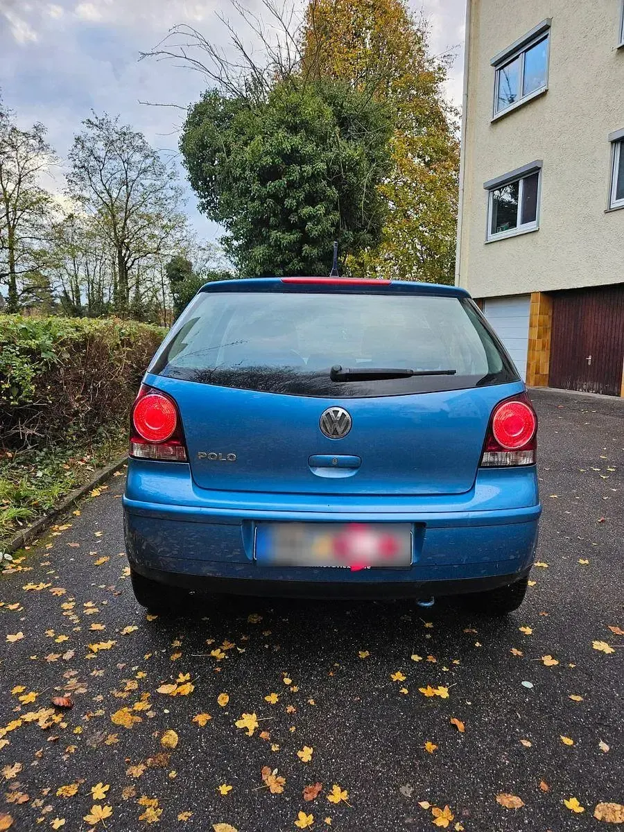 Usata VW Polo Comfortline 54 CV (39 kW) 2005 Blu Berlina