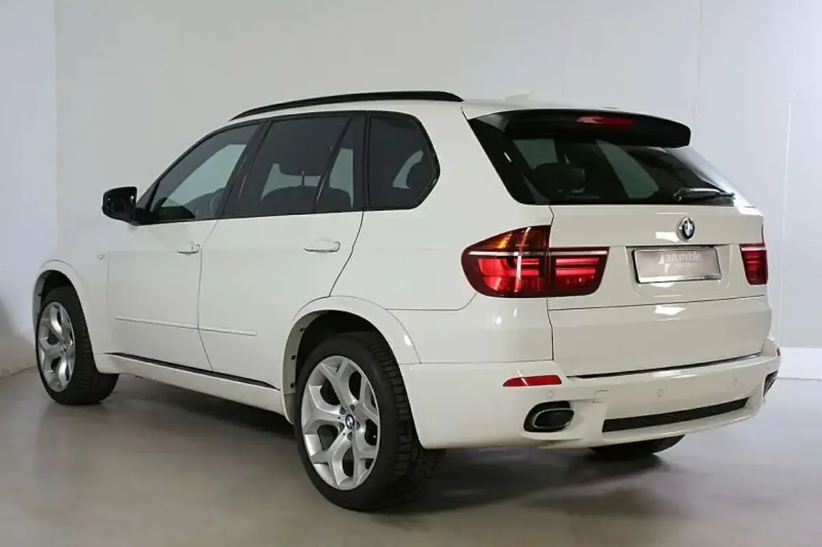 Second-hand BMW X5 Efficient Dynamics 306 CP (225 kW) 2013 Alb SUV