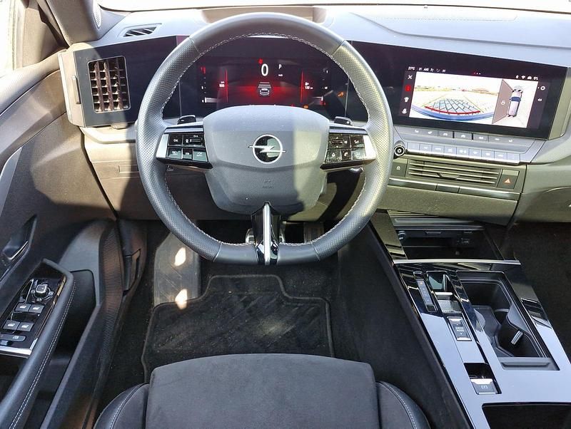 Gebraucht Opel Astra Ultimate 131 PS (96 kW) 2024 Silber metallic Kombi