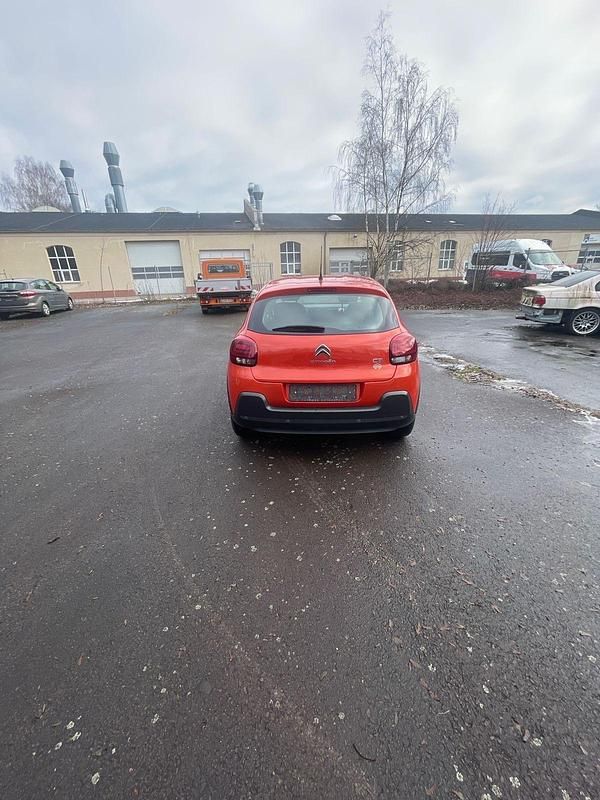 Gebraucht Citroën C3 82 PS (60 kW) 2018 Rot Kleinwagen