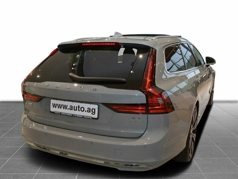 Gebraucht Volvo V90 Plus 197 PS (144 kW) 2022 Vapour grey Kombi
