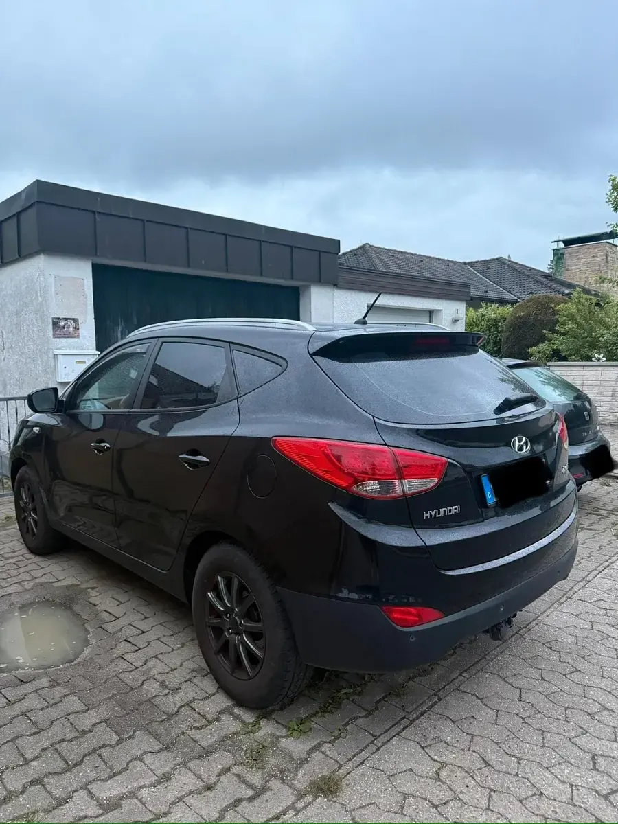 Gebraucht Hyundai ix35 135 PS (99 kW) 2010 Schwarz SUV