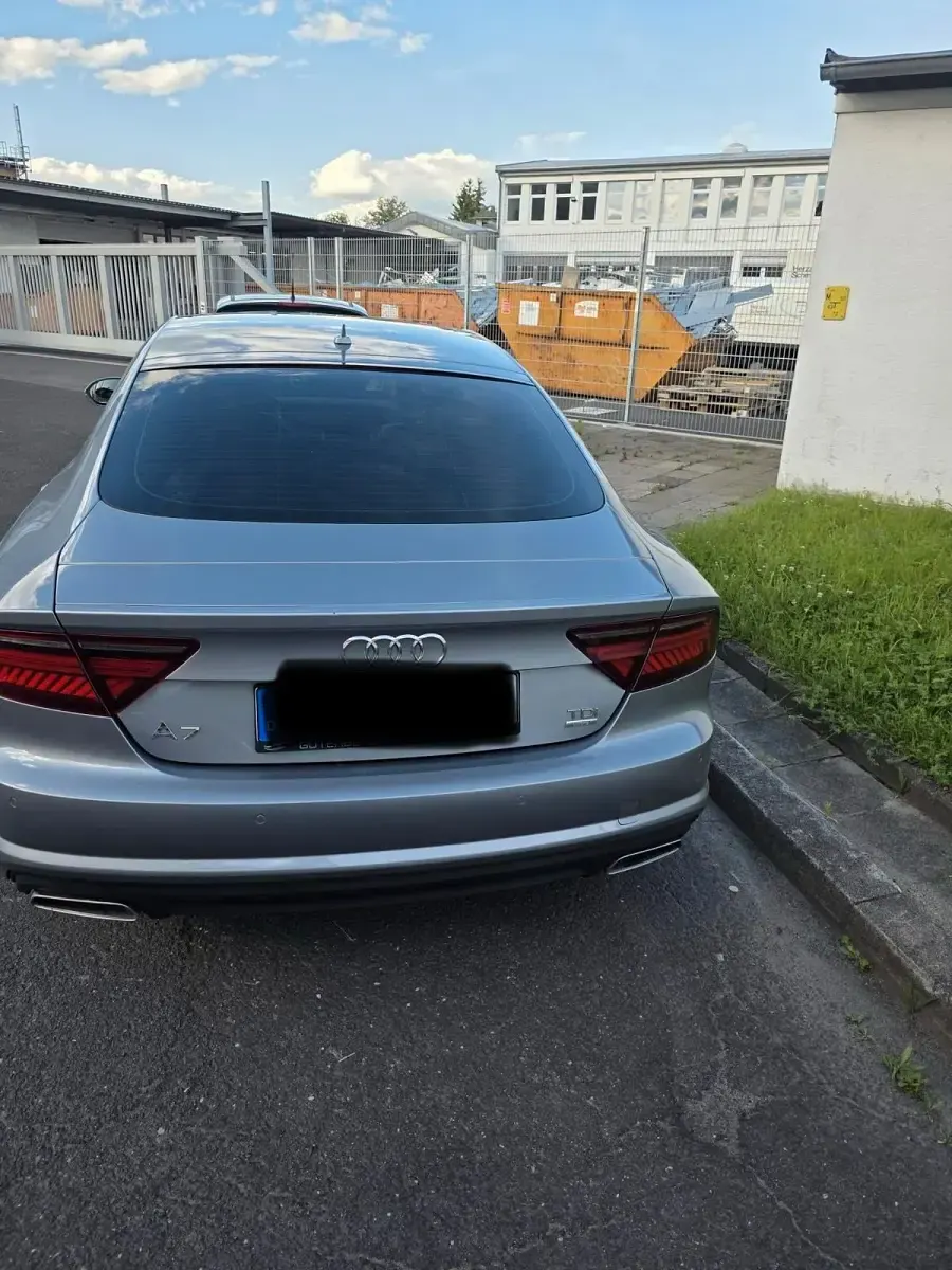 Gebraucht Audi A7 Sportback 218 PS (160 kW) 2015 Grau Kleinwagen