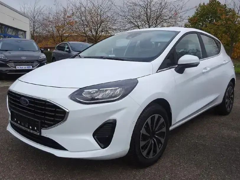Gebraucht Ford Fiesta Titanium 75 PS (55 kW) 2023 Frostweiß Kleinwagen