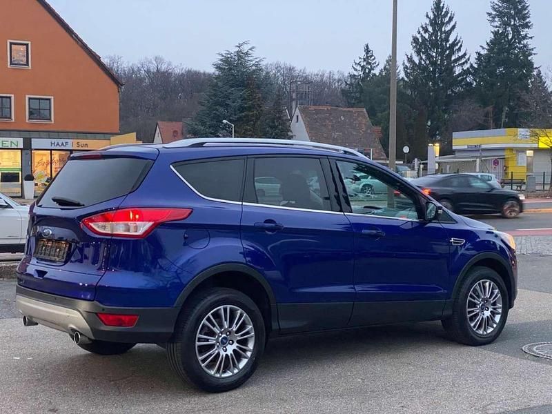 Gebraucht Ford Kuga Titanium 140 PS (102 kW) 2014 Blau SUV