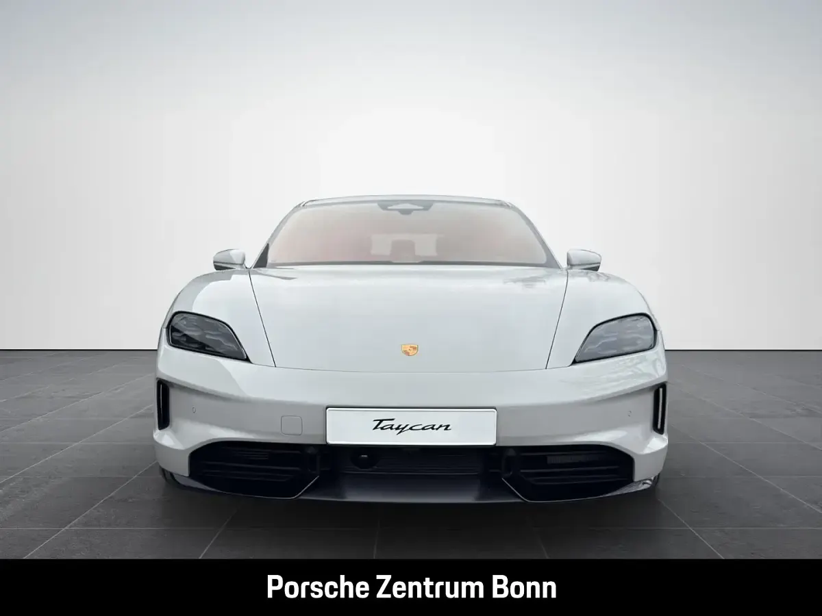 Neu Porsche Taycan GTS 514 kW (700 PS) 2026 Weiss Limousine