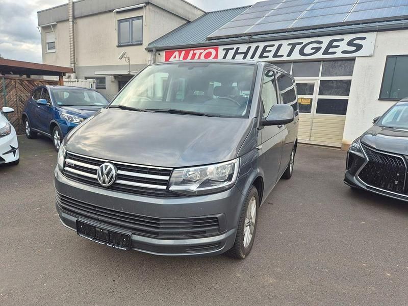 Grau Gebraucht 2019 VW Multivan Highline Van | 39.950 € (Etwas zu teuer) - Bild 1/4
