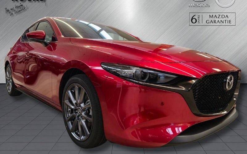 Rot Gebraucht 2026 Mazda 3 Exclusive-Line Limousine | 28.490 € (Fairer Preis) - Bild 1/4