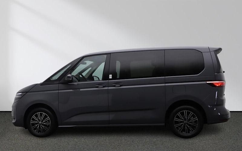 Neu VW Multivan Life 150 PS (110 kW) 2025 Grau Van