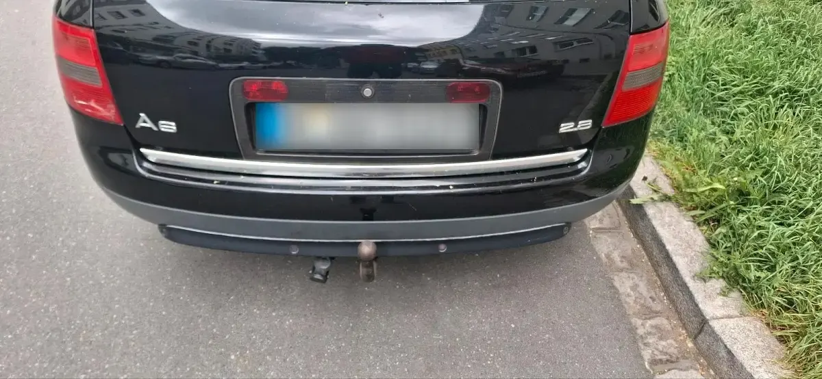 Używany Audi A6 193 KM (141 kW) 1999 Czarny Kombi
