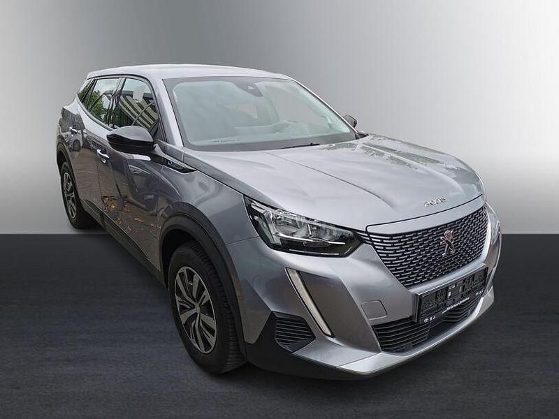 Gebraucht Peugeot e-2008 Active 100 kW (136 PS) 2022 Grau SUV