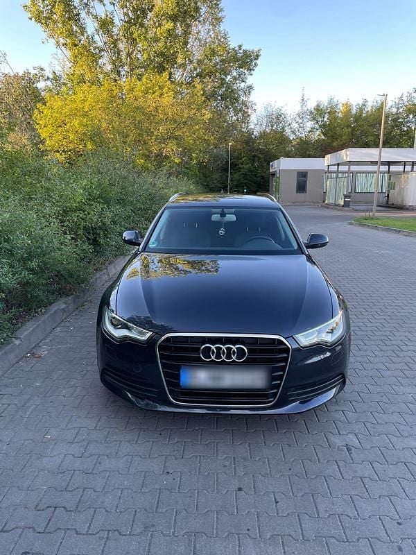 Blau Gebraucht 2015 Audi A6 Comfort Kombi | 8.700 € (Guter Preis) - Bild 1/4