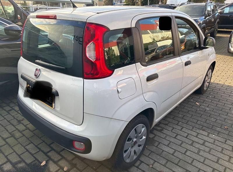 Gebraucht Fiat Panda Pop 69 PS (50 kW) 2014 Weiß Limousine