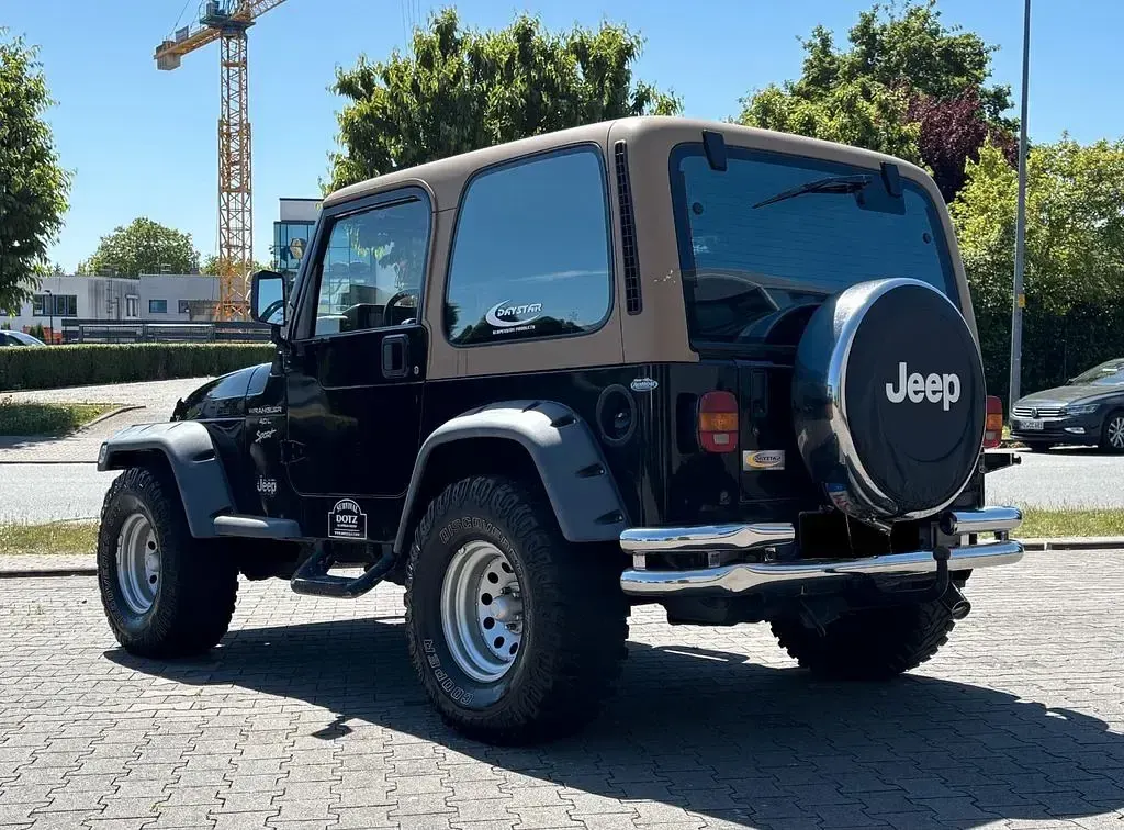 Gebraucht Jeep Wrangler 177 PS (130 kW) 1998 Schwarz SUV
