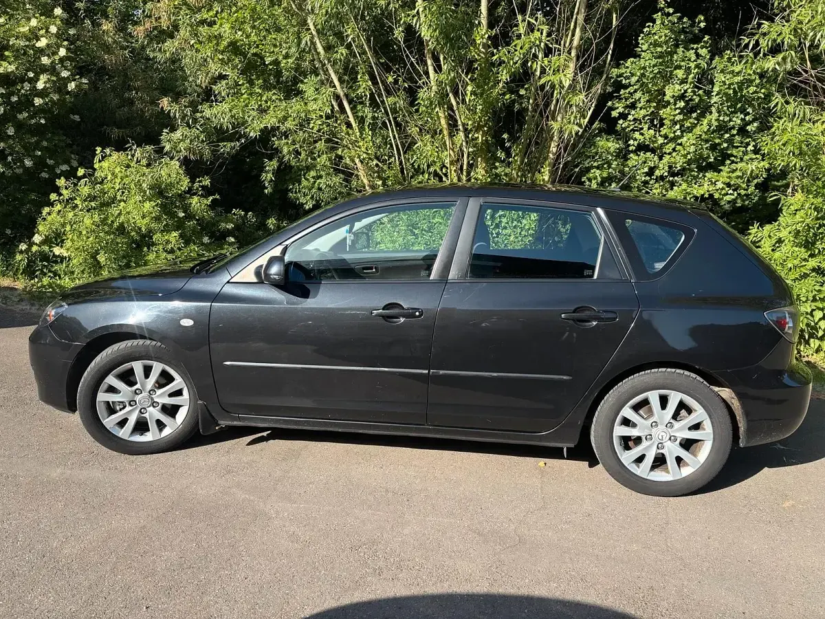 Gebraucht Mazda 3 105 PS (77 kW) 2007 Schwarz Kleinwagen
