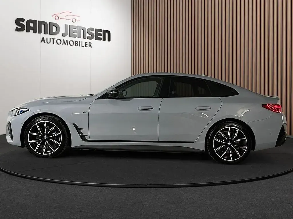 Gebraucht BMW i4 Shadowline 400 kW (544 PS) 2025 M brooklyn grau metallak Limousine