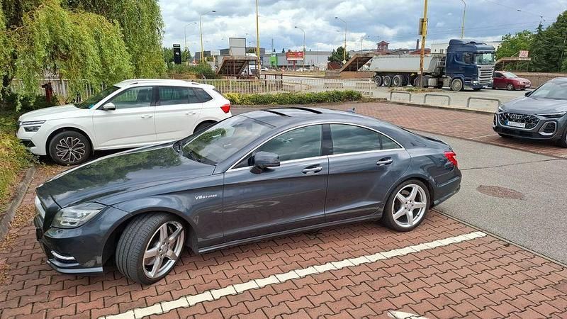 Grau Gebraucht 2012 Mercedes CLS500 Limousine | 16.900 € (Guter Preis) - Bild 1/4
