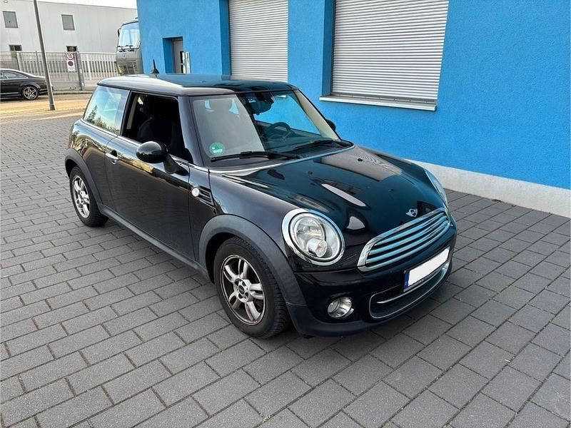 Schwarz Gebraucht 2013 Mini ONE Kleinwagen | 9.200 € (Teuer) - Bild 1/4