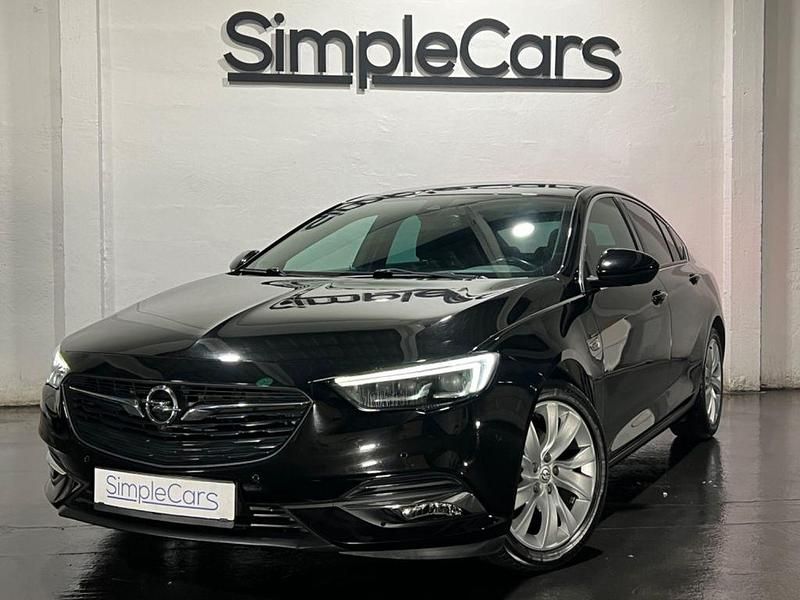 Schwarz Gebraucht 2017 Opel Insignia Dynamic Limousine | 13.980 € (Guter Preis) - Bild 1/4