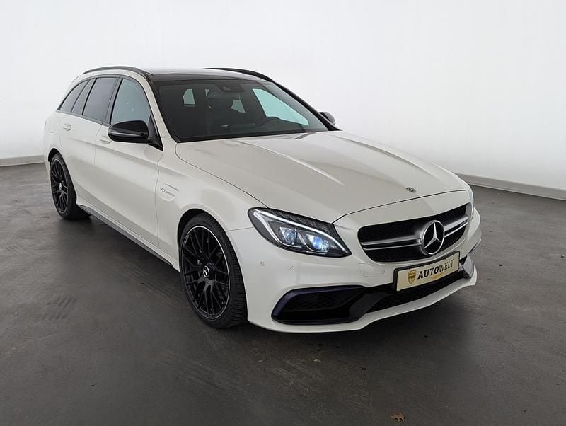 Gebraucht Mercedes C63 AMG AMG 476 PS (350 kW) 2018 Diamantweiss Limousine