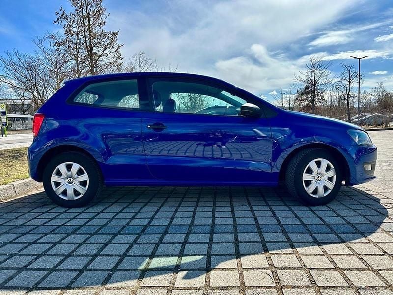 Gebraucht VW Polo Trendline 60 PS (44 kW) 2012 Blau Kleinwagen