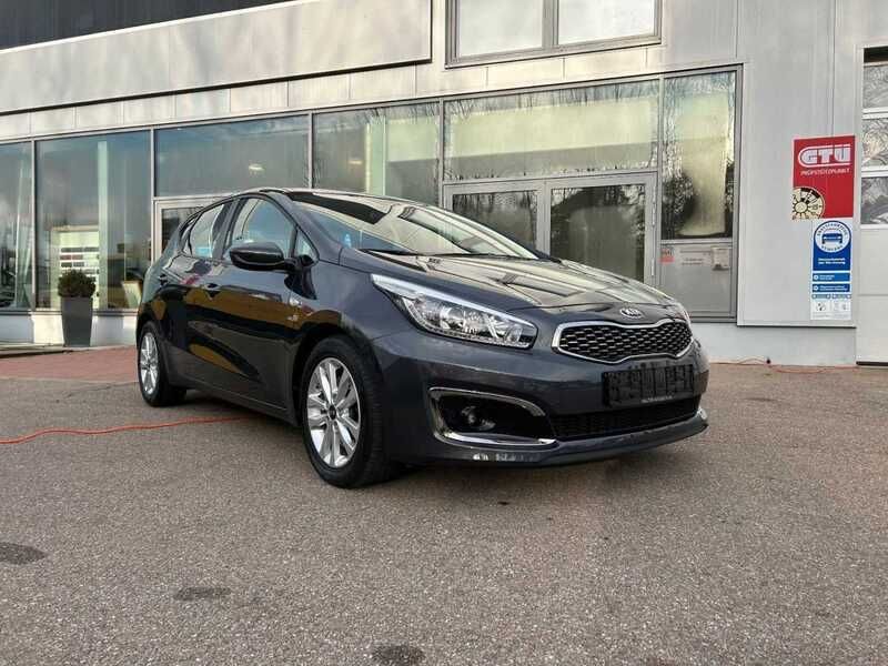 Gebraucht Kia Ceed 99 PS (72 kW) 2018 Grau Kleinwagen