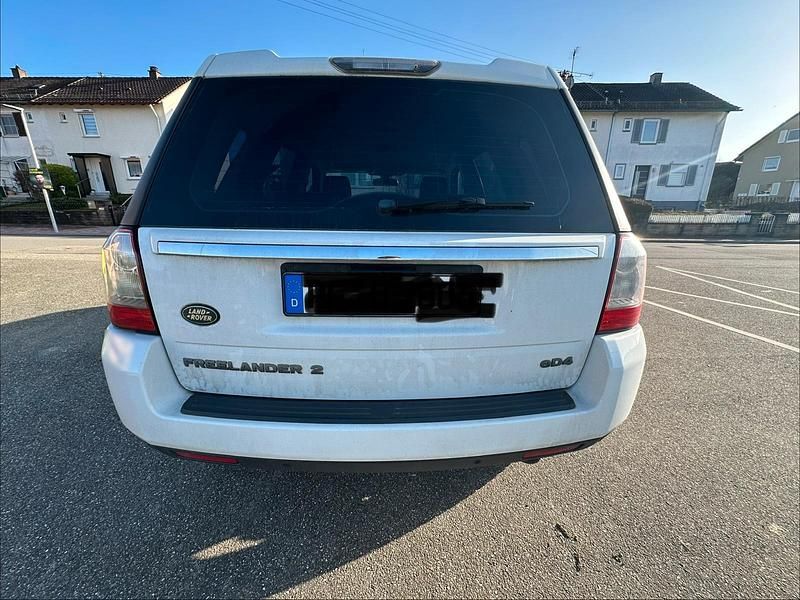 Gebraucht Land Rover Freelander 2 150 PS (110 kW) 2012 Weiß SUV