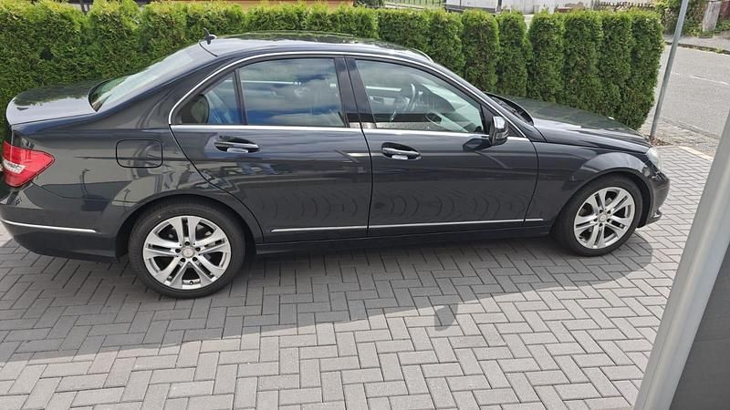 Gebraucht Mercedes C200 184 PS (135 kW) 2013 Limousine