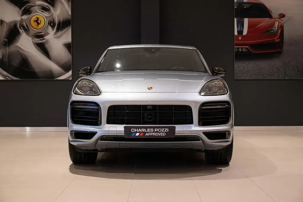 Używany Porsche Cayenne 340 KM (250 kW) 2022 Szary SUV
