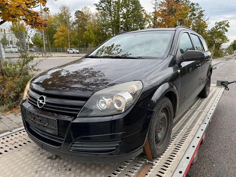 Schwarz Gebraucht 2004 Opel Astra Edition Kombi | 400 € (Superpreis) - Bild 1/4