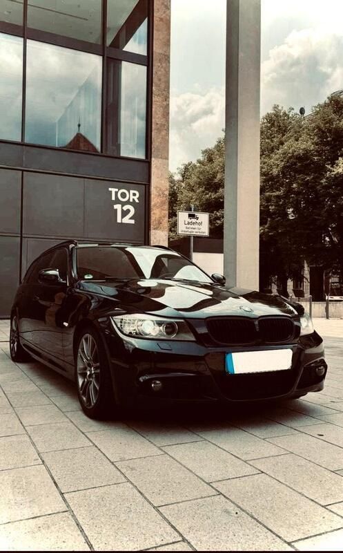 Schwarz Gebraucht 2011 BMW 320 M Sport Kombi | 8.100 € (Teuer) - Bild 1/4