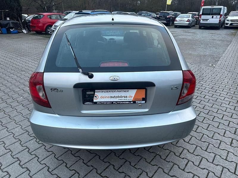 Gebraucht Kia Rio 97 PS (71 kW) 2003 Silber Limousine