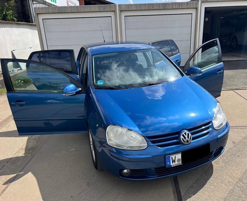 Blau Gebraucht 2007 VW Golf V Limousine | 3.699 € (Etwas zu teuer) - Bild 1/4