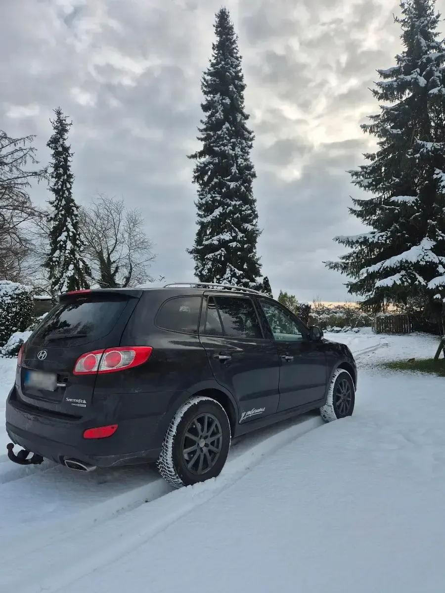 Gebraucht Hyundai Santa Fe 197 PS (144 kW) 2010 Schwarz SUV