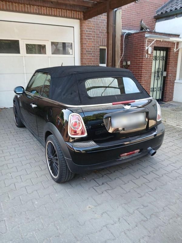 Second-hand Mini ONE 98 CP (72 kW) 2011 Negru Hatchback