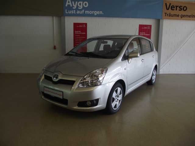 Gebraucht Toyota Corolla Verso Sol 129 PS (94 kW) 2007 Silber metallic Van / Kleinbus