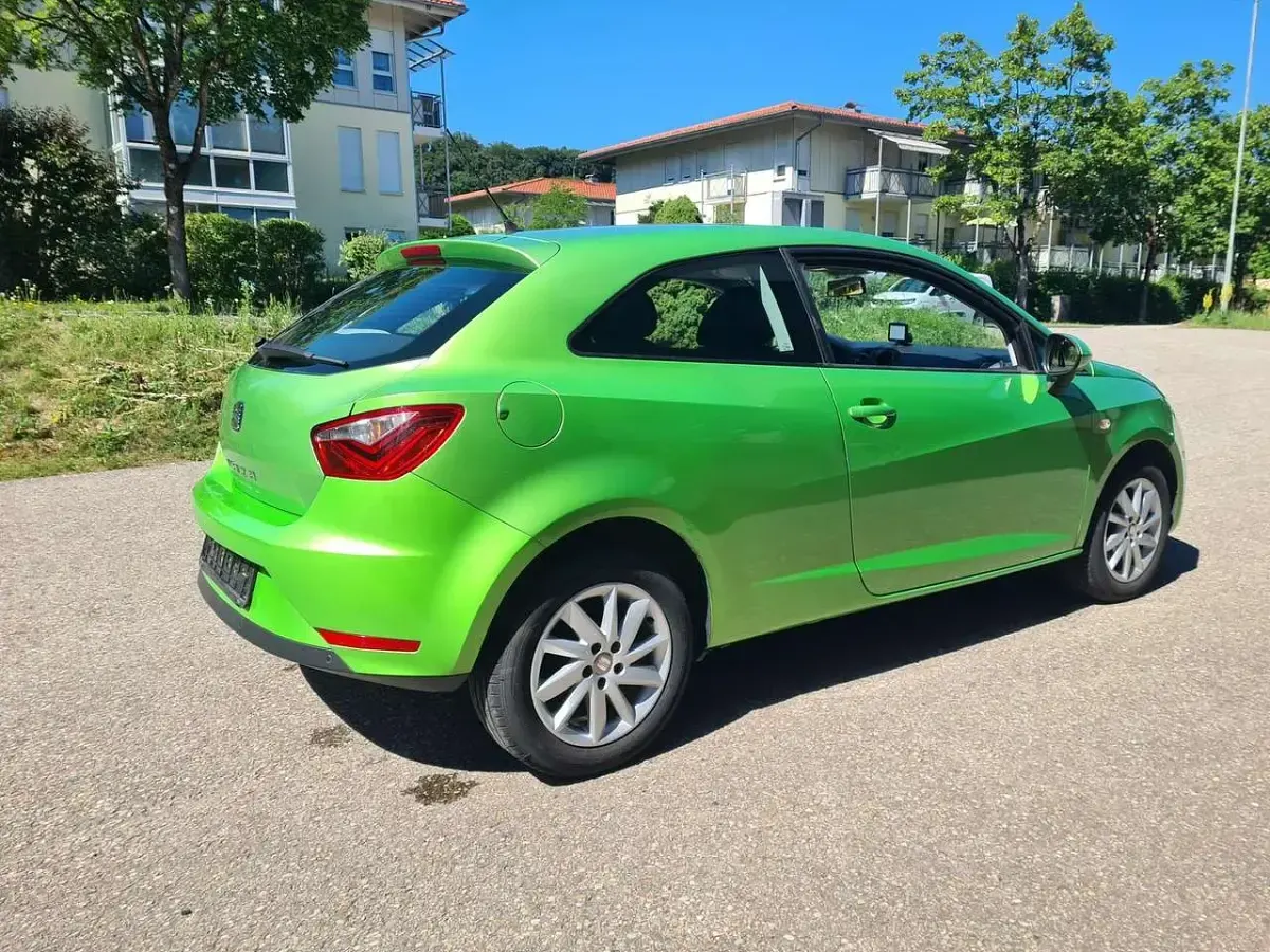 Gebraucht Seat Ibiza Style 86 PS (63 kW) 2012 "lima" grün Limousine