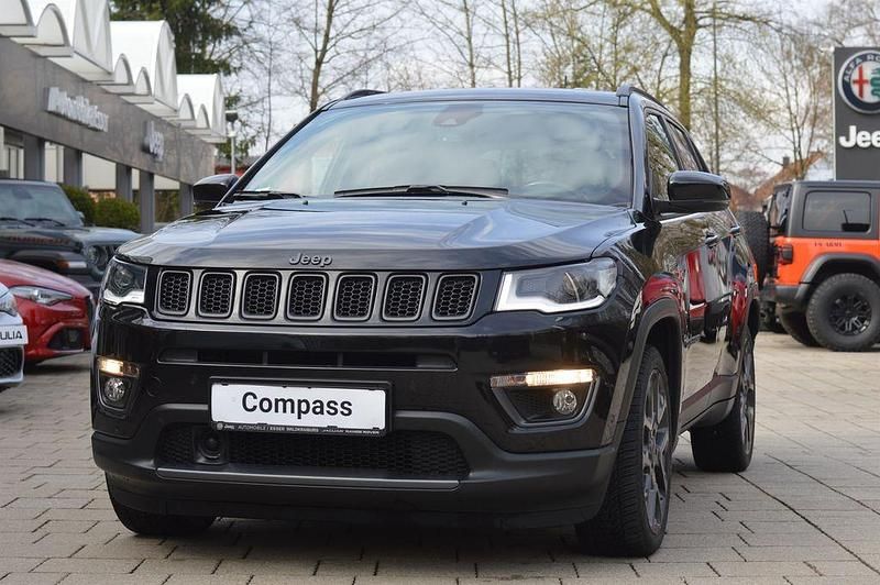 Gebraucht Jeep Compass 150 PS (110 kW) 2021 Schwarz SUV