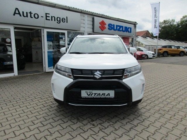 Weiß Gebraucht 2025 Suzuki Vitara Comfort+ SUV | 25.490 € (Guter Preis) - Bild 1/4