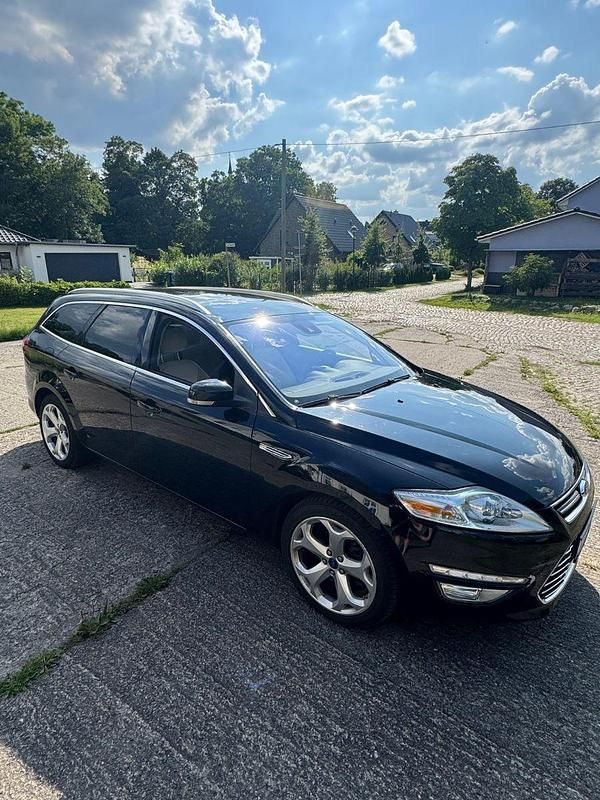Schwarz Gebraucht 2014 Ford Mondeo Titanium S Kombi | 7.990 € (Superpreis) - Bild 1/4