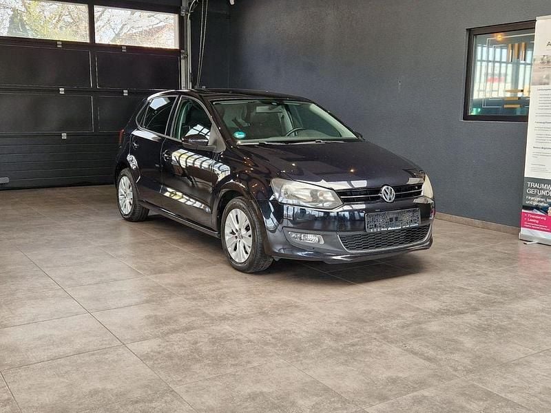 Gebraucht VW Polo Life 69 PS (50 kW) 2013 Schwarz Kleinwagen