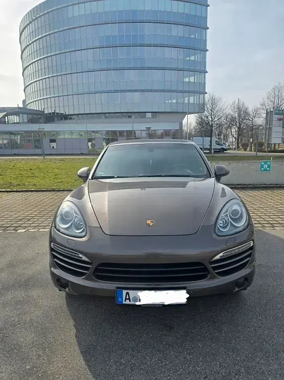 Gebraucht Porsche Cayenne 245 PS (180 kW) 2012 Braun SUV