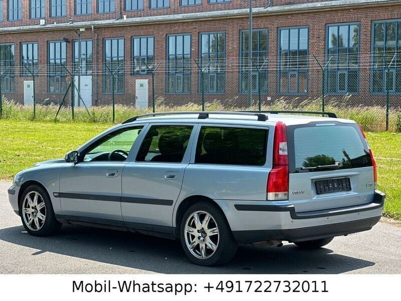 Gebraucht Volvo V70 Comfort 200 PS (147 kW) 2001 Blau Kombi