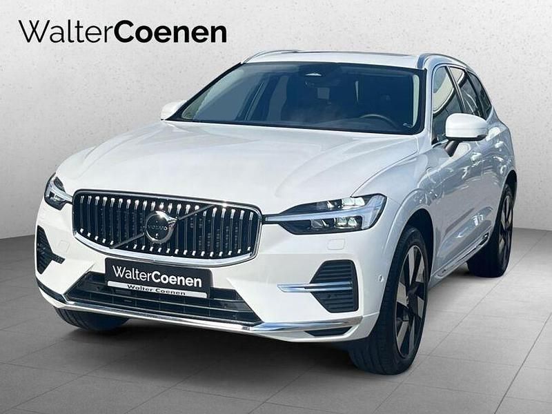Weiß Gebraucht 2025 Volvo XC60 Plus SUV | 51.480 € (Fairer Preis) - Bild 1/4